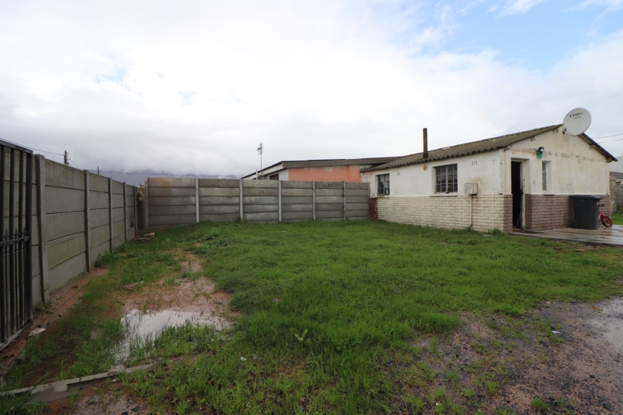 2 Bedroom Property for Sale in Rusthof Western Cape